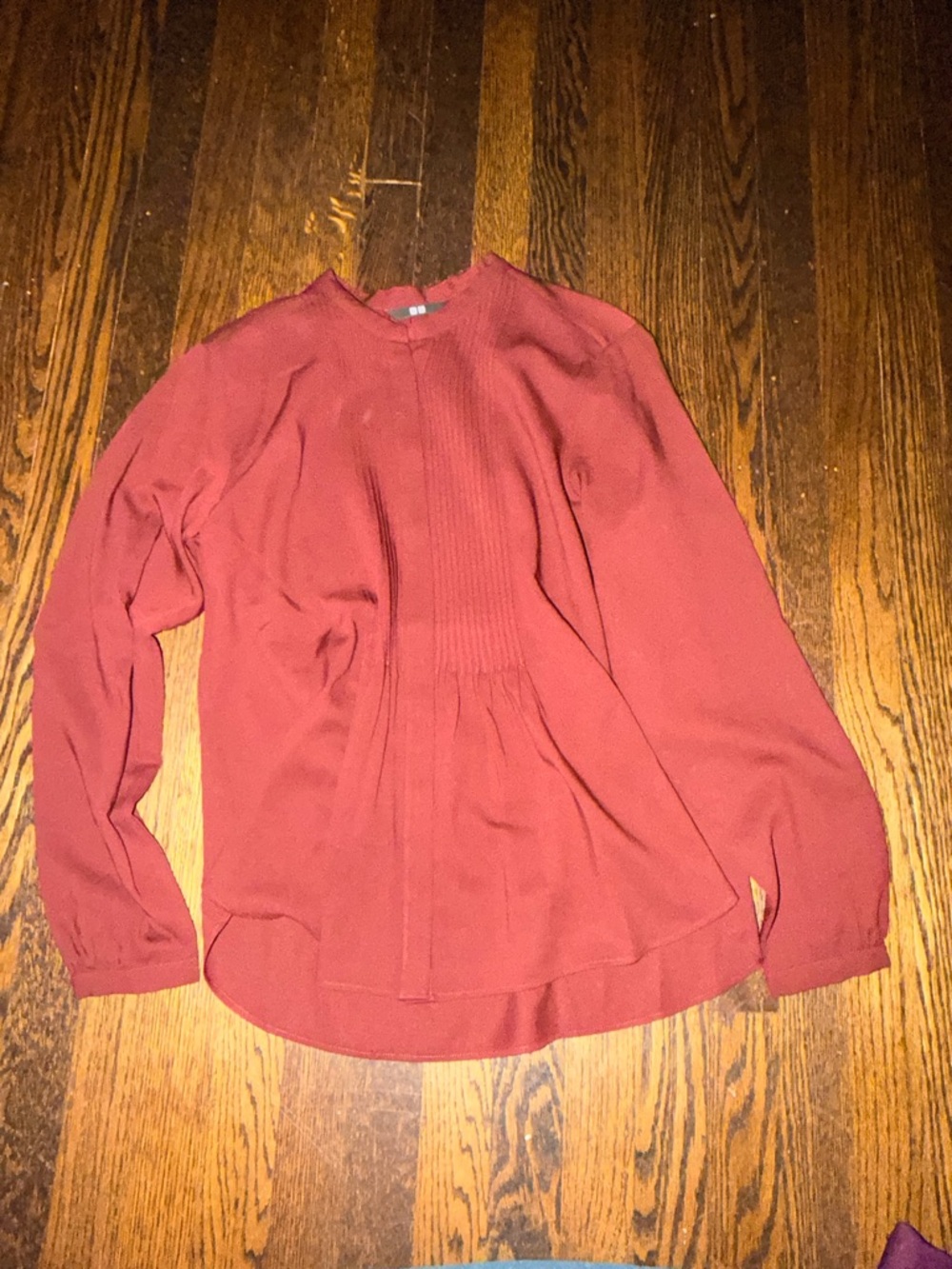 Uniqlo rust Pintuck Front Blouse xs